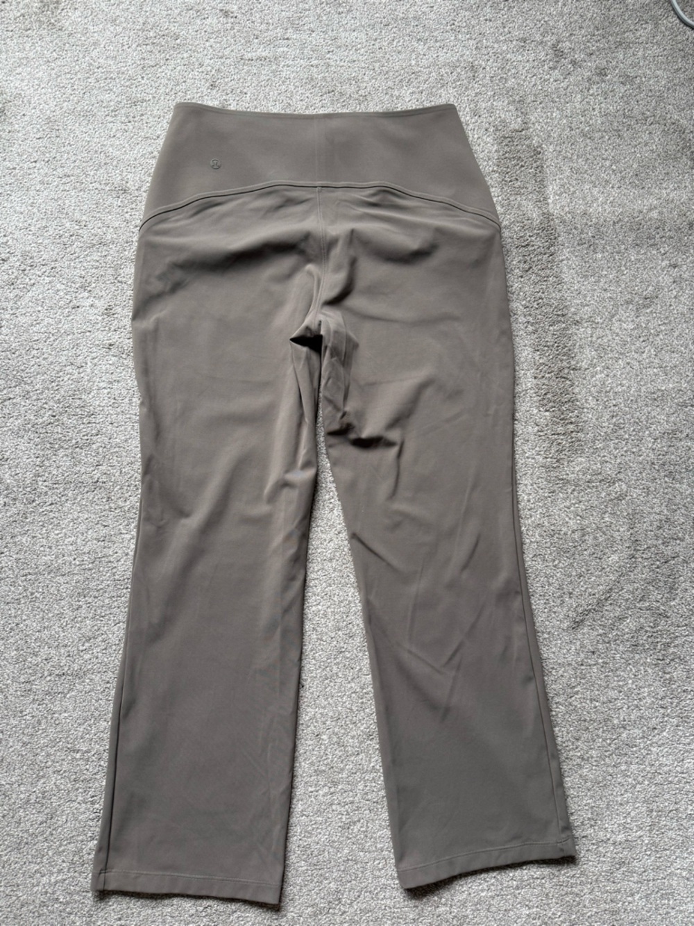 Lululemon Smooth Fit Pull-On High-Rise Cropped Pants | Size 8 - Picture 5 of 7